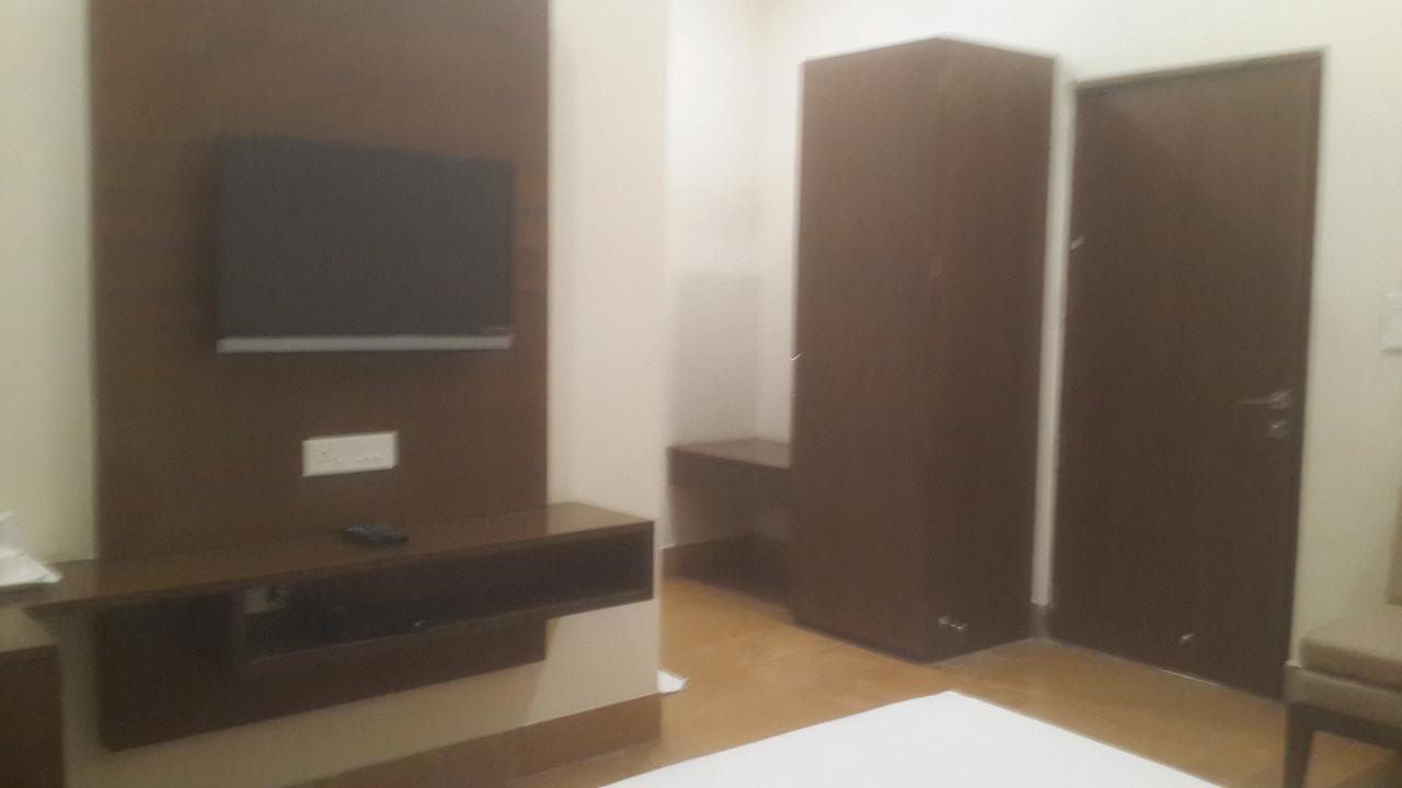 Hotel Heritage Embassy Rāipur Zewnętrze zdjęcie